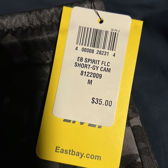 Eastbay mens shorts size medium - Picture 2 of 3